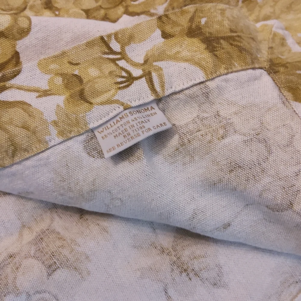 💥Nwot💥WILLIAMS SONOMA Tablecloth